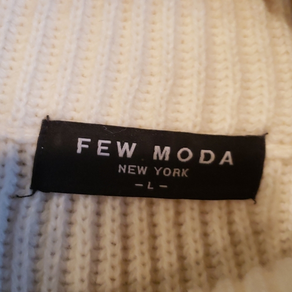 Ivory Sweater with Black Trim - Picture 7 of 7